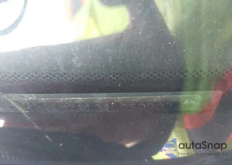 2004 Honda Civic Vp from USA, damaged, VIN 1HGEM21104L050903